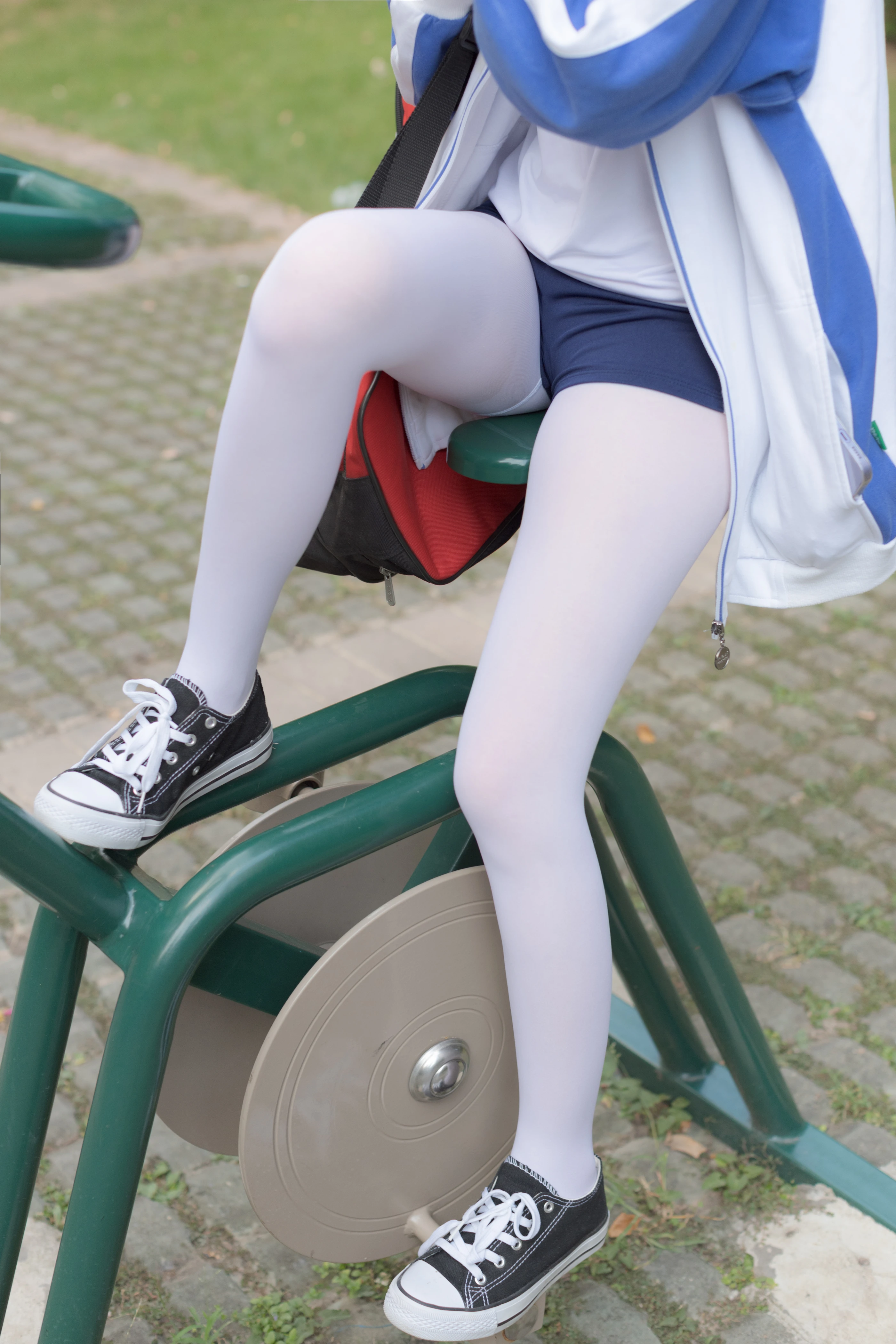 森萝财团 無料005 健身少女 [19P]插图9